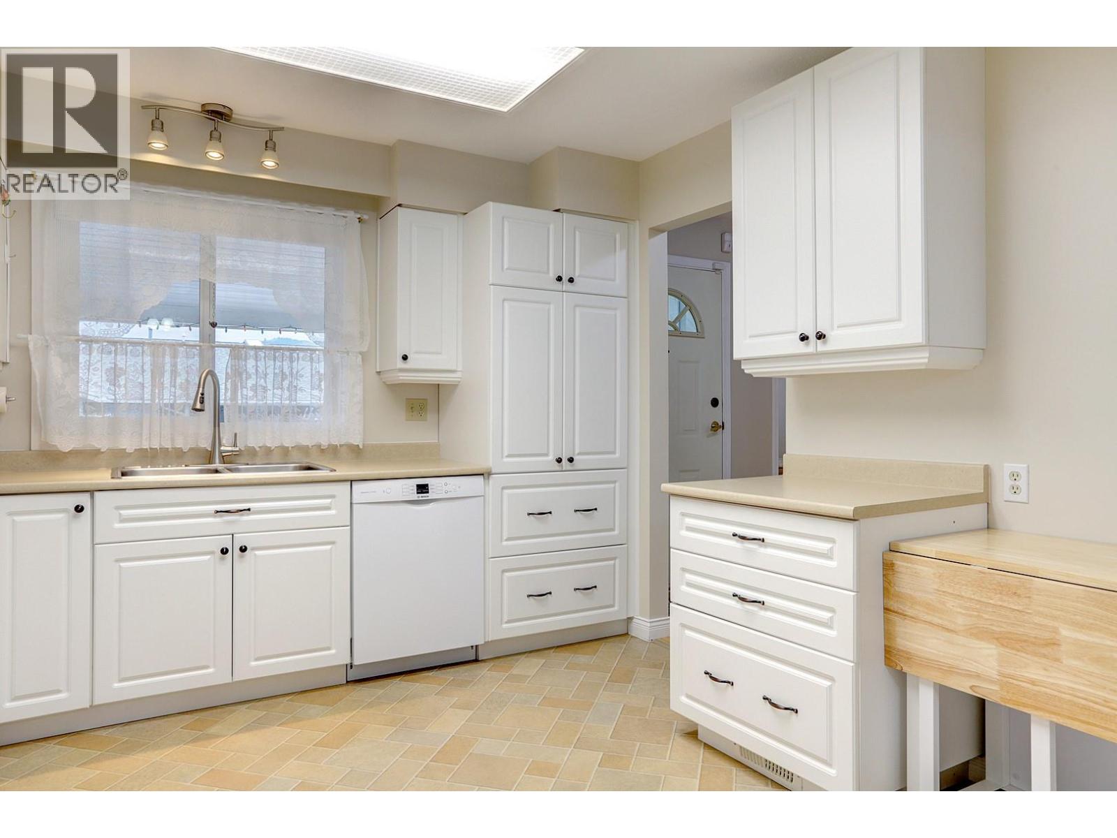 3900 27 Avenue Unit# 8 Lot# 17, Vernon