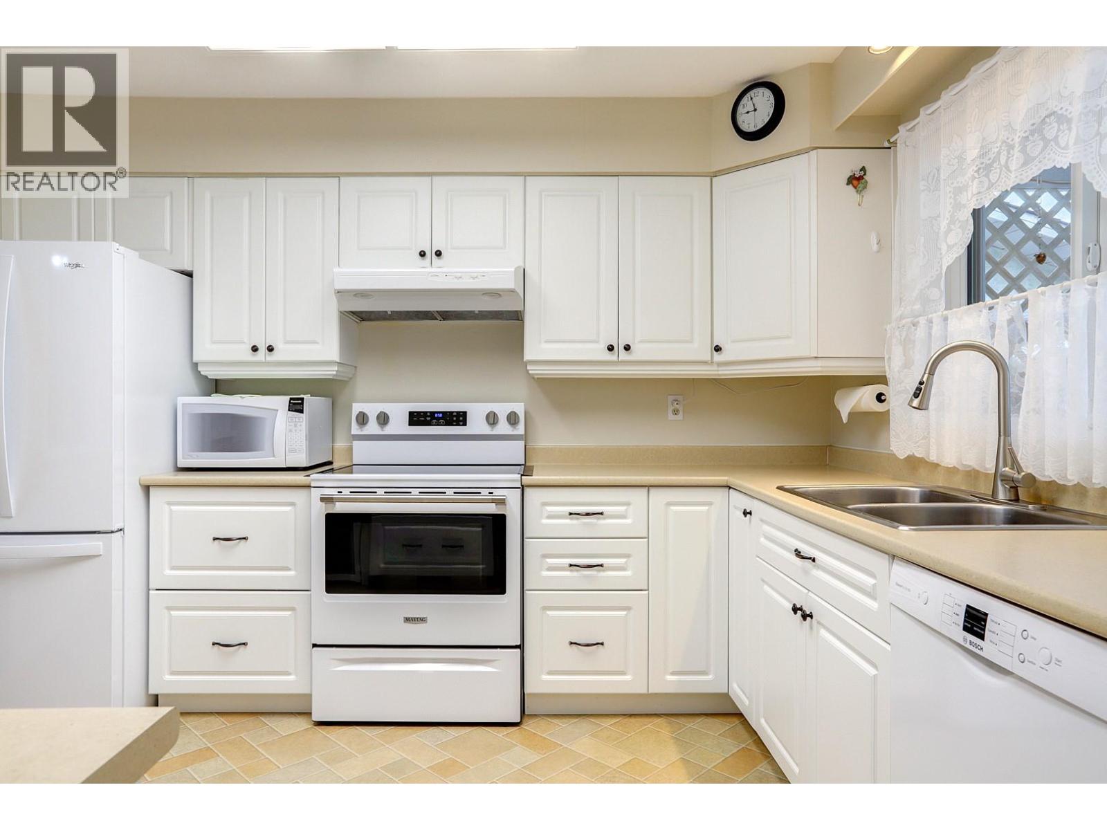 3900 27 Avenue Unit# 8 Lot# 17, Vernon