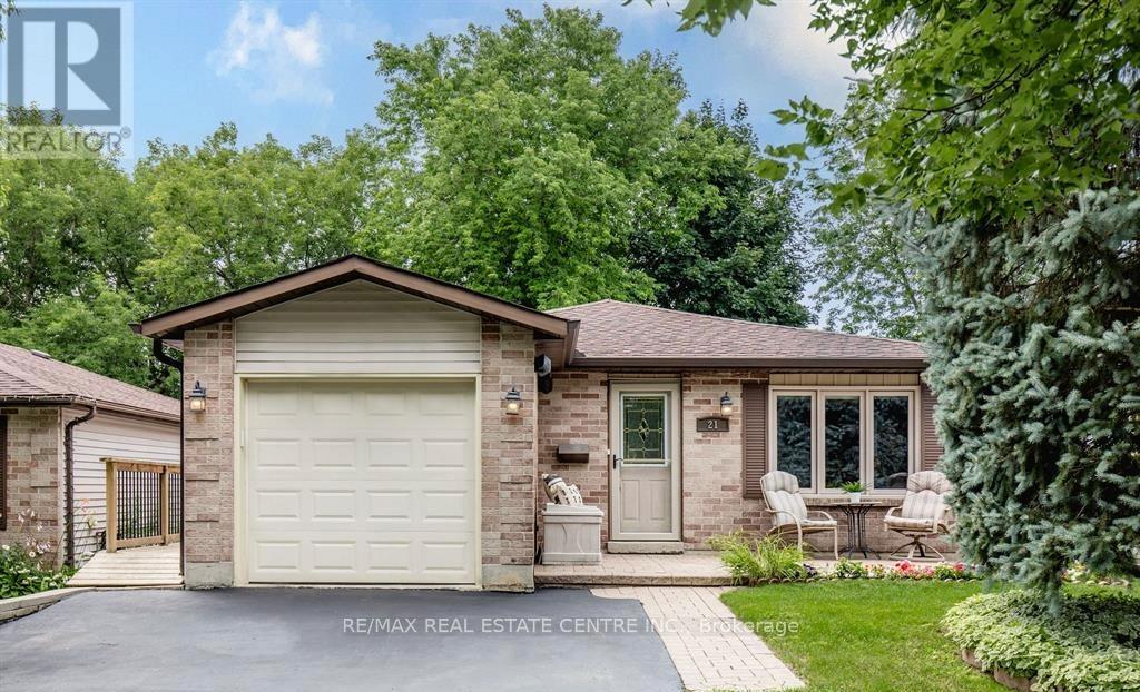 21 MAITLAND DRIVE