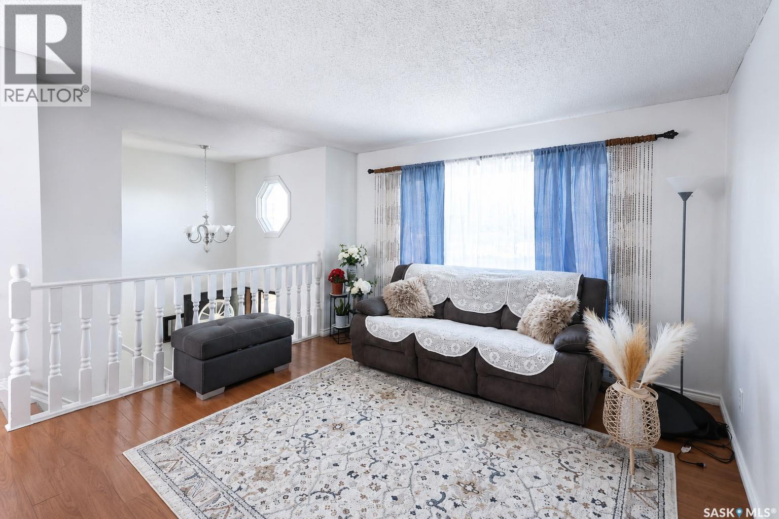 1699 Allbright CRESCENT - 2