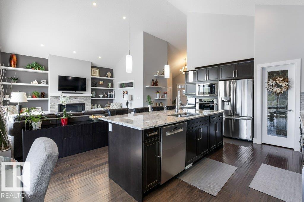 24 ELISE PL - 19