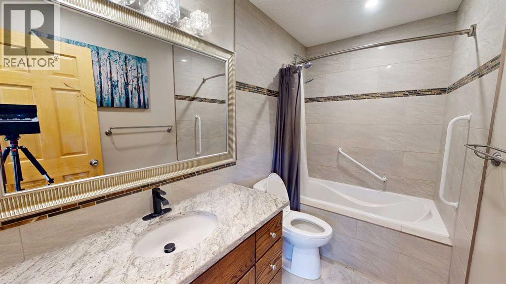 117 Midcrest Crescent SE - 10