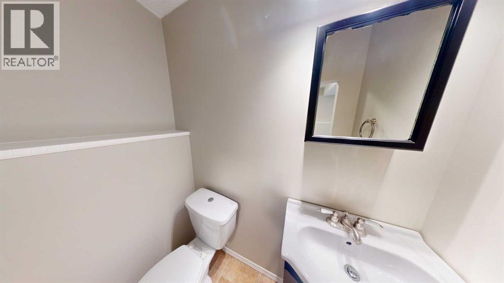 117 Midcrest Crescent SE - 20