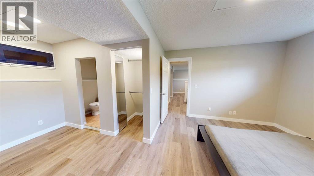 117 Midcrest Crescent SE - 19