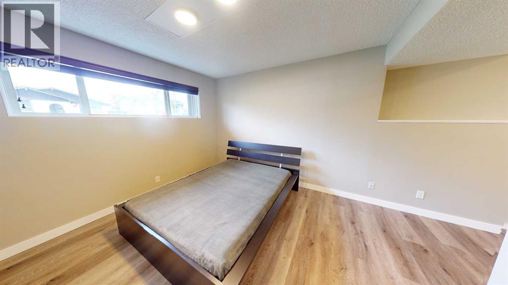 117 Midcrest Crescent SE - 17