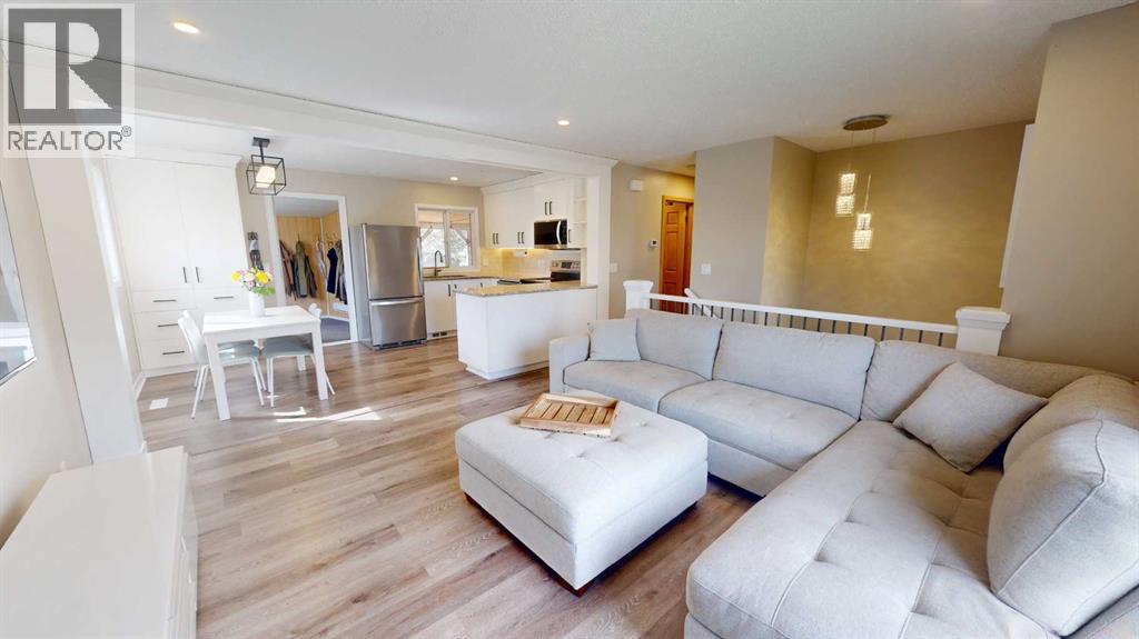 117 Midcrest Crescent SE - 4
