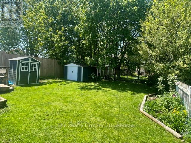 134 WELL STREET - 30
