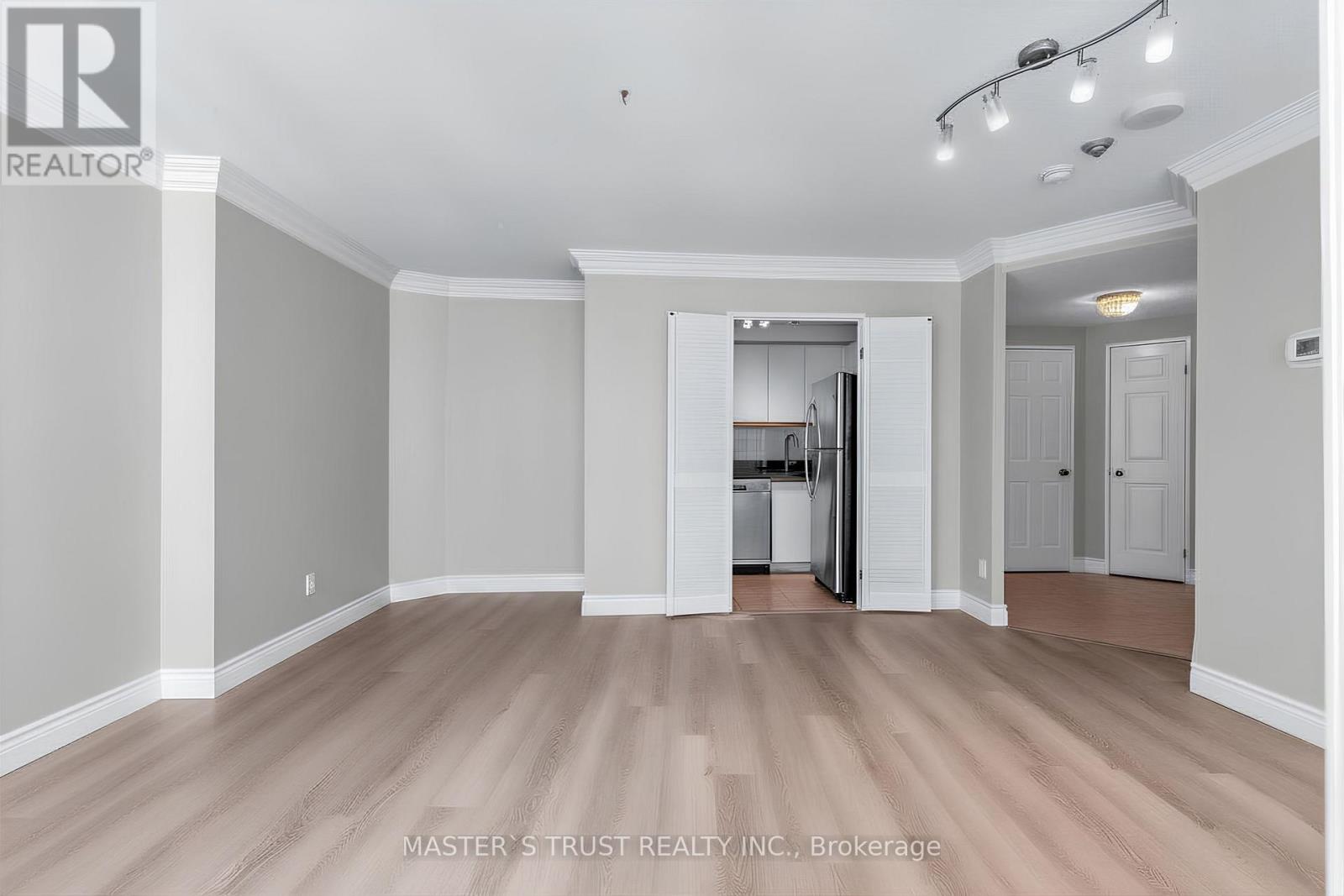 #1702 55 CENTRE AVENUE - 17