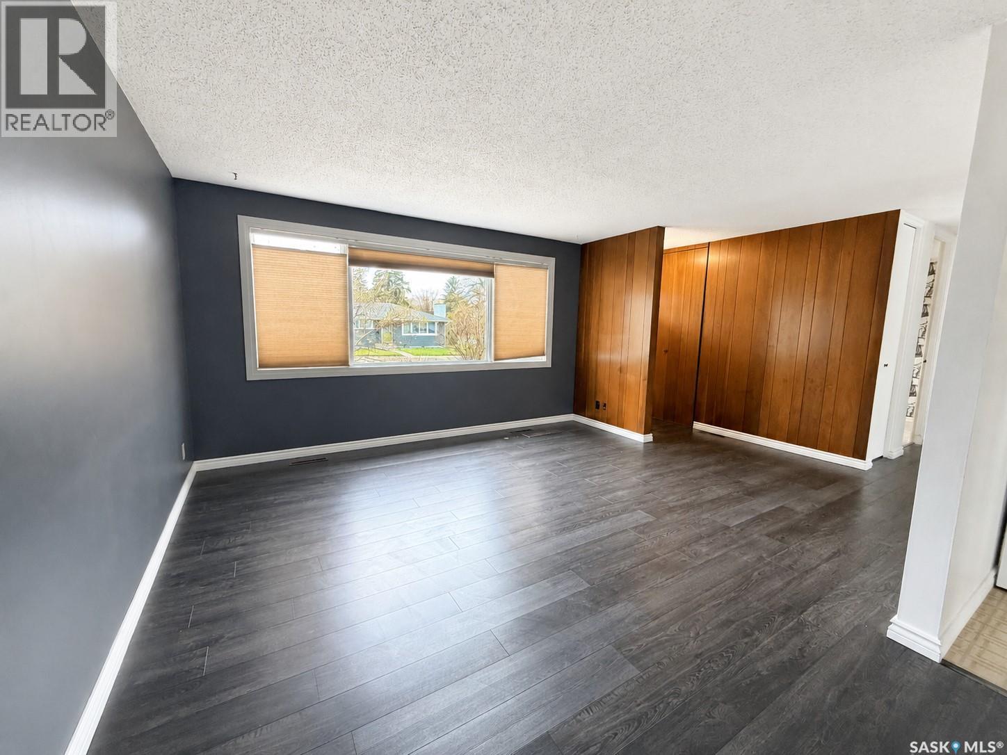 70 Lindsay DRIVE - Image 3