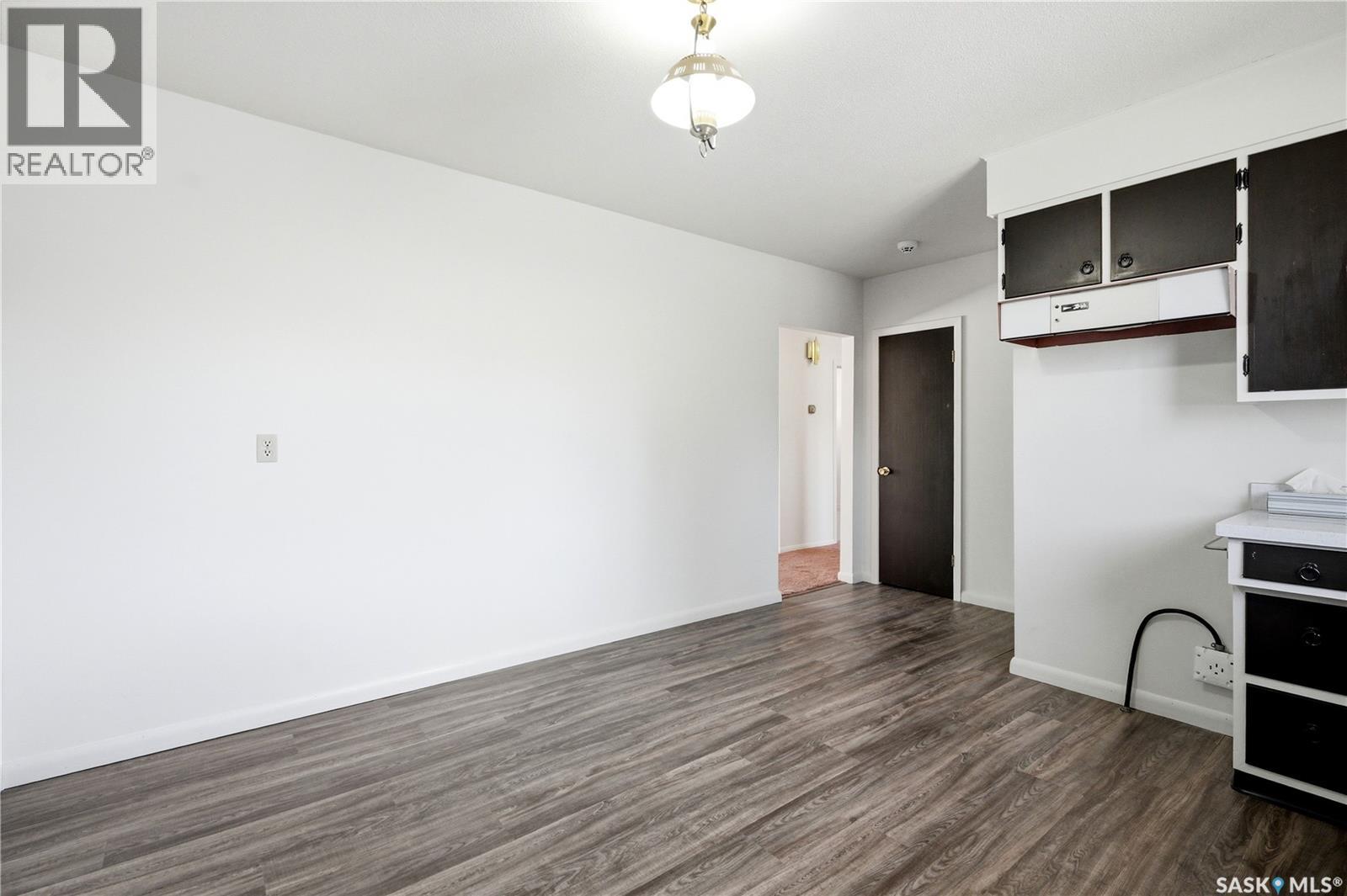 #1901 William AVENUE - 31