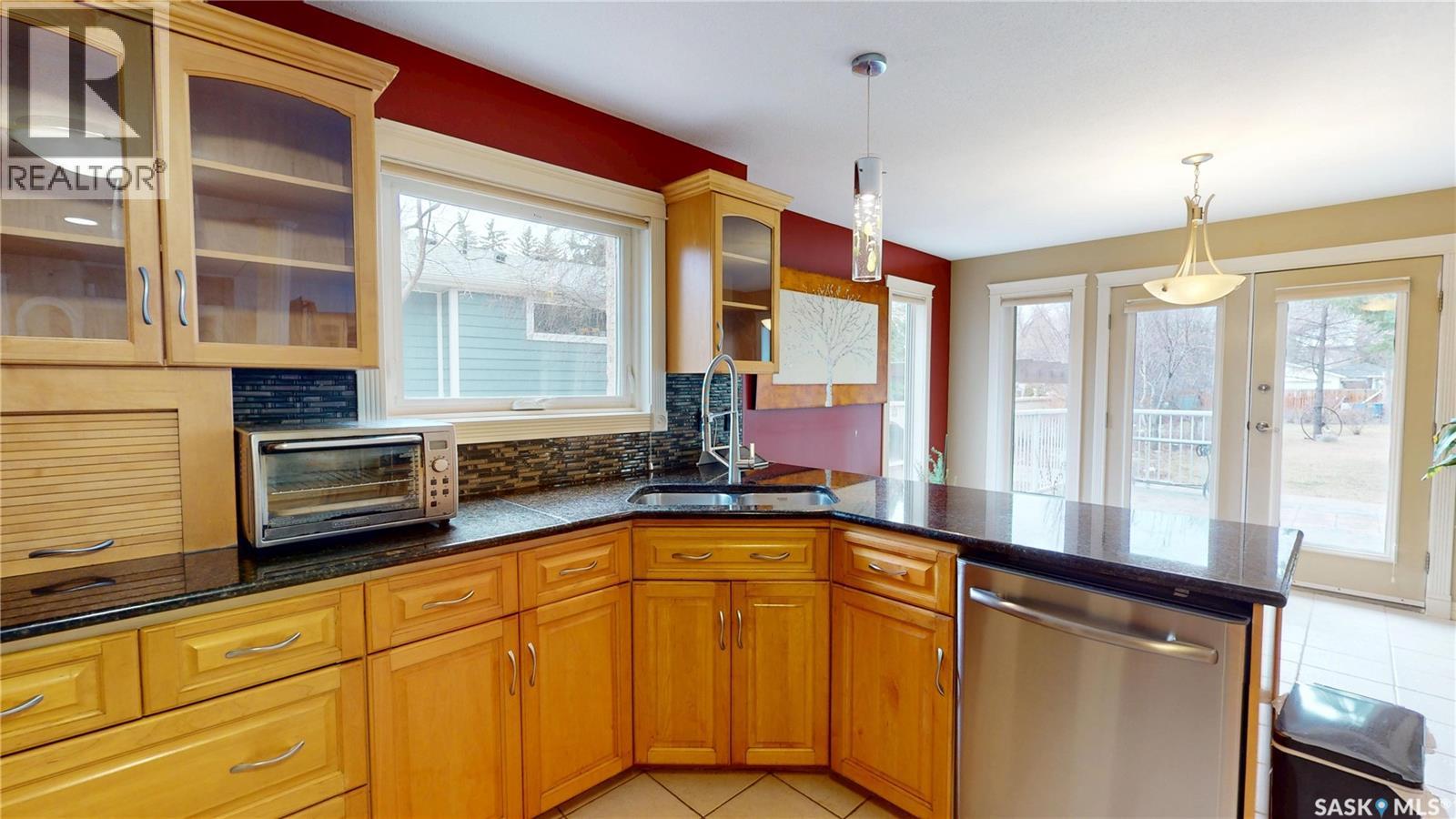 3150 Caen STREET - 4