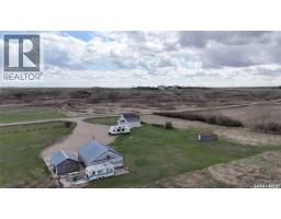 Family room - East Craik Acreage, Craik, SK S0G0V0 Photo 8