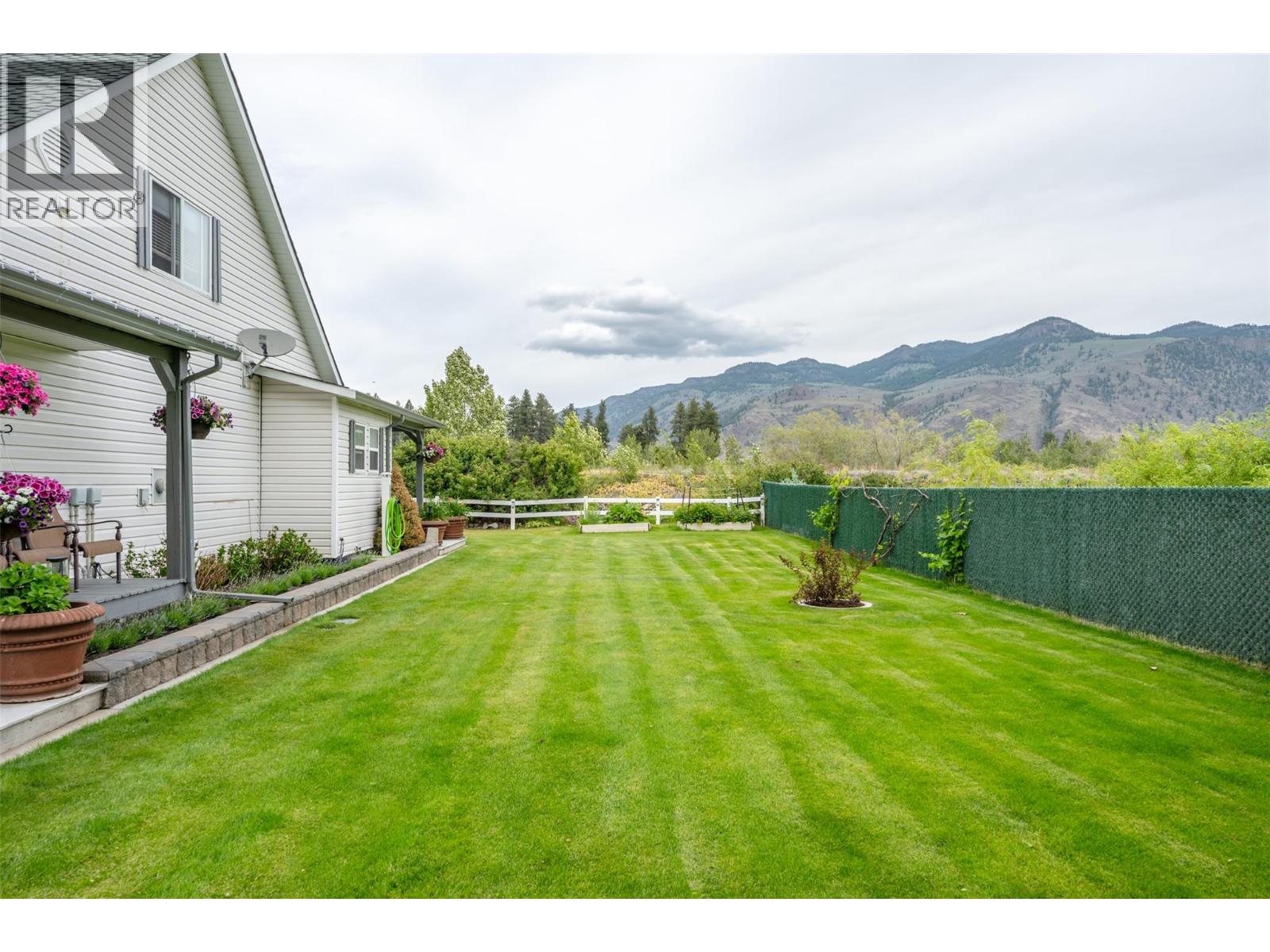  2900 River Road, Keremeos