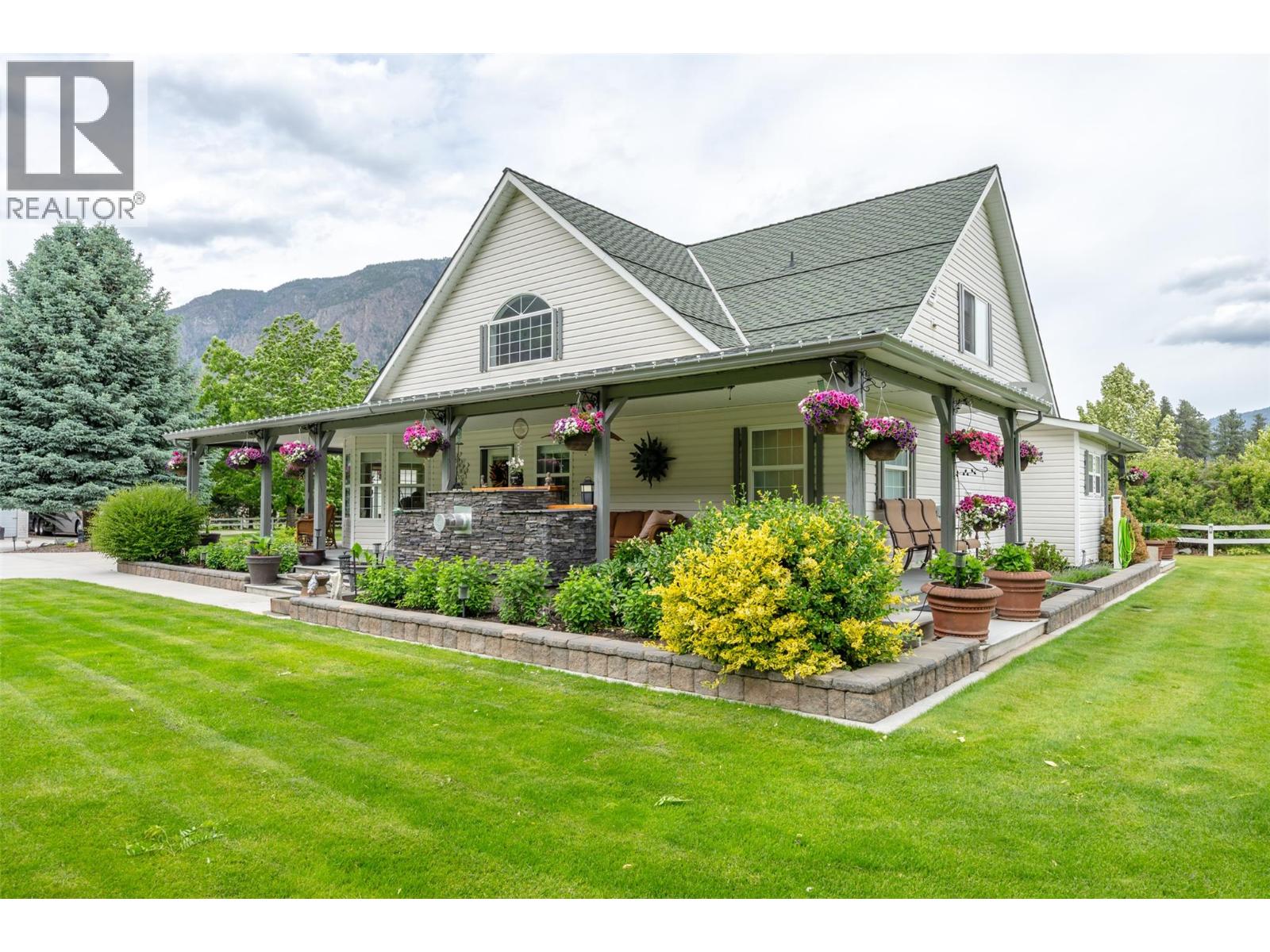  2900 River Road, Keremeos