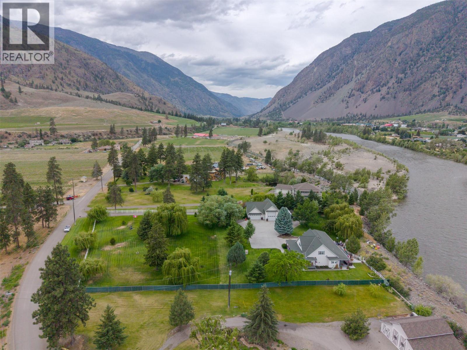  2900 River Road, Keremeos