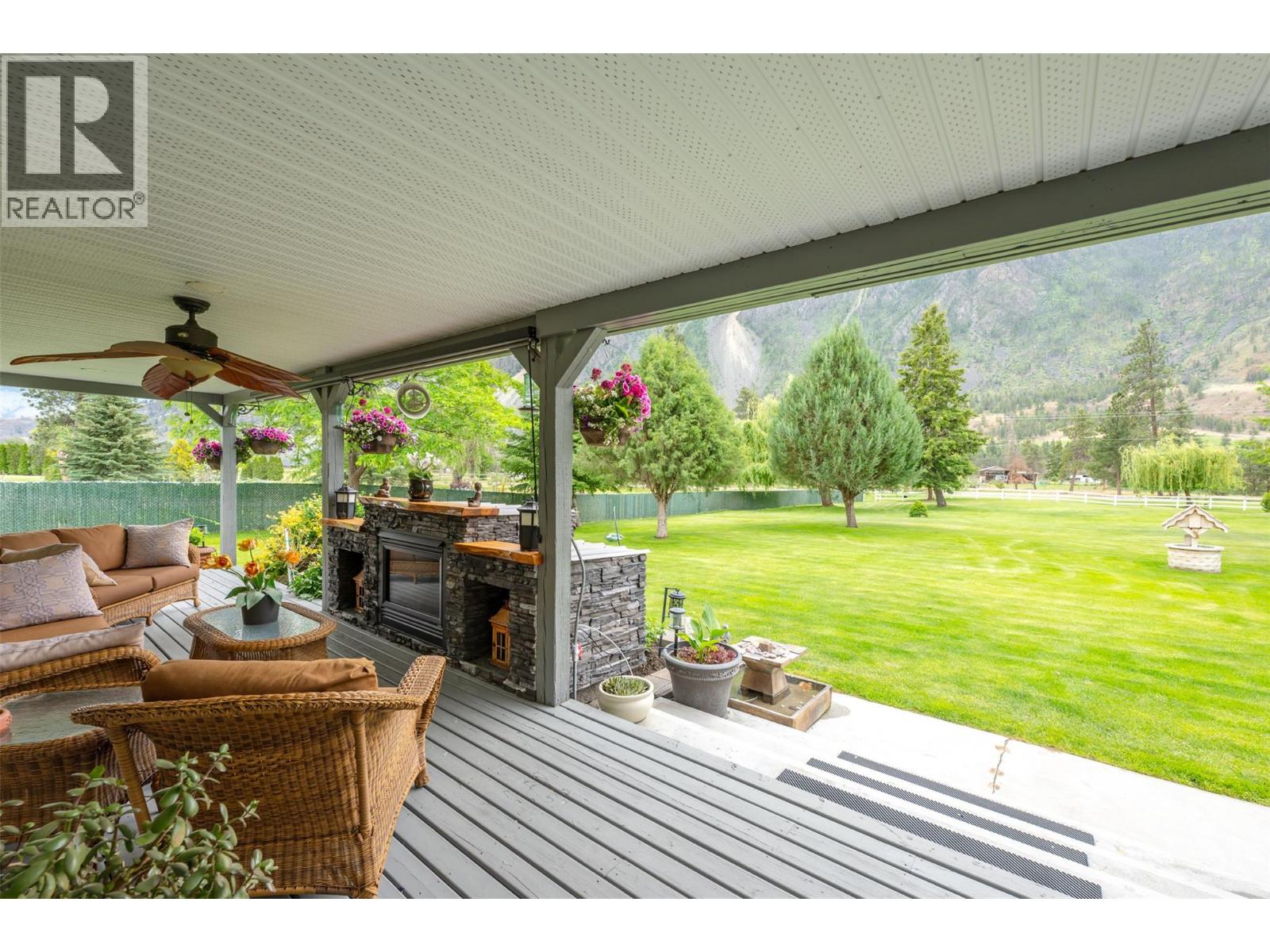  2900 River Road, Keremeos