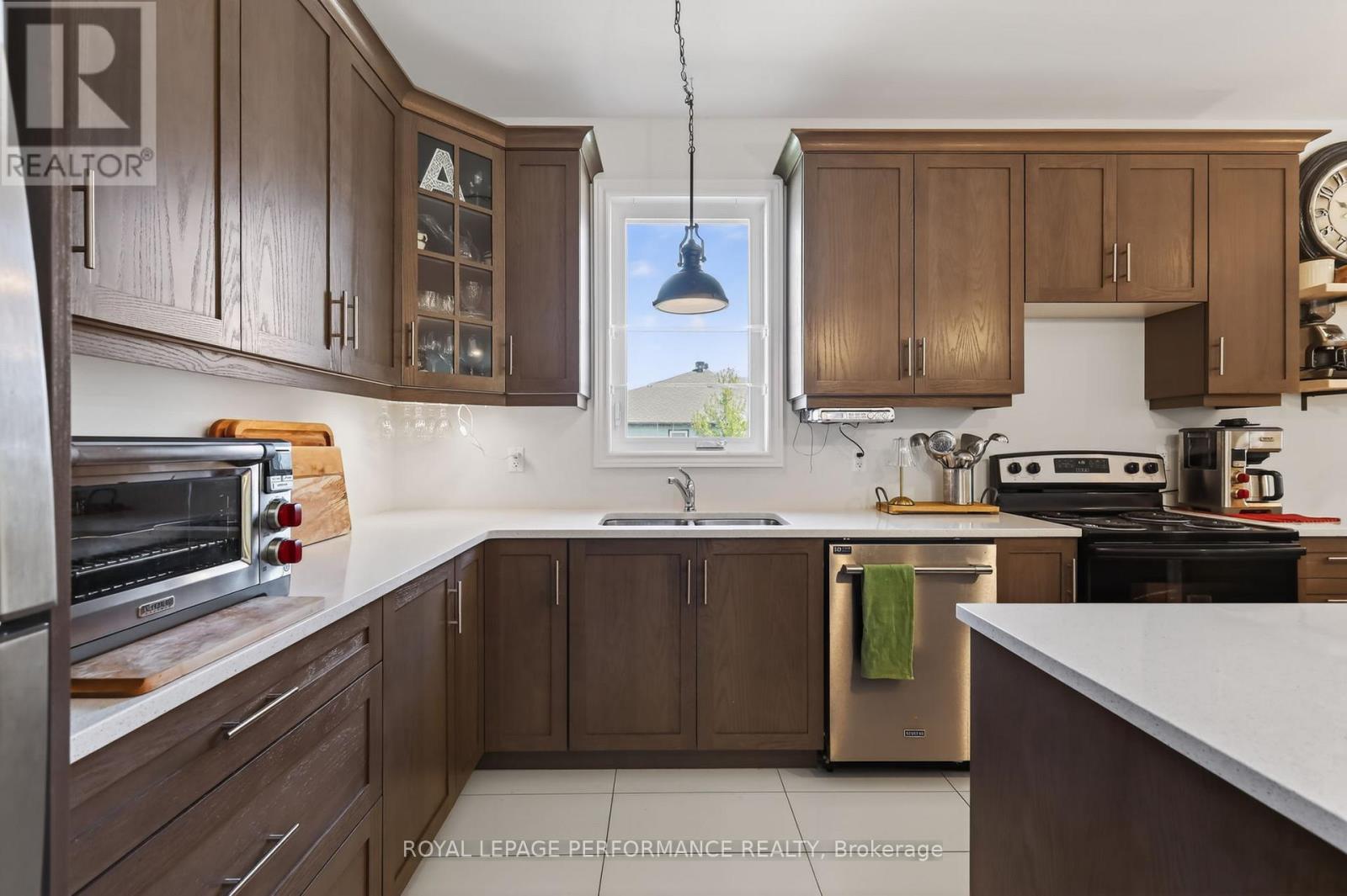 669 BRACEWELL STREET - 9