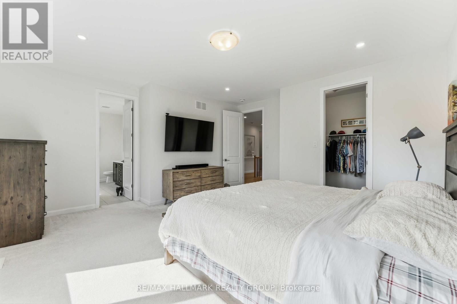 1014 JUBILATION COURT - 29