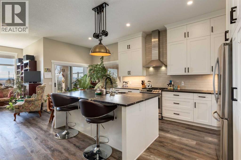 26 Eagleview Way, Cochrane
