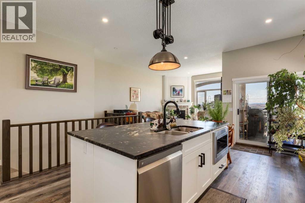 26 Eagleview Way, Cochrane