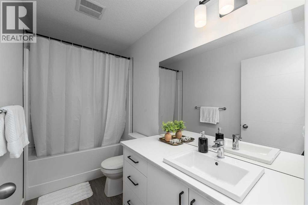 #41 2117 81 Street SW - 20