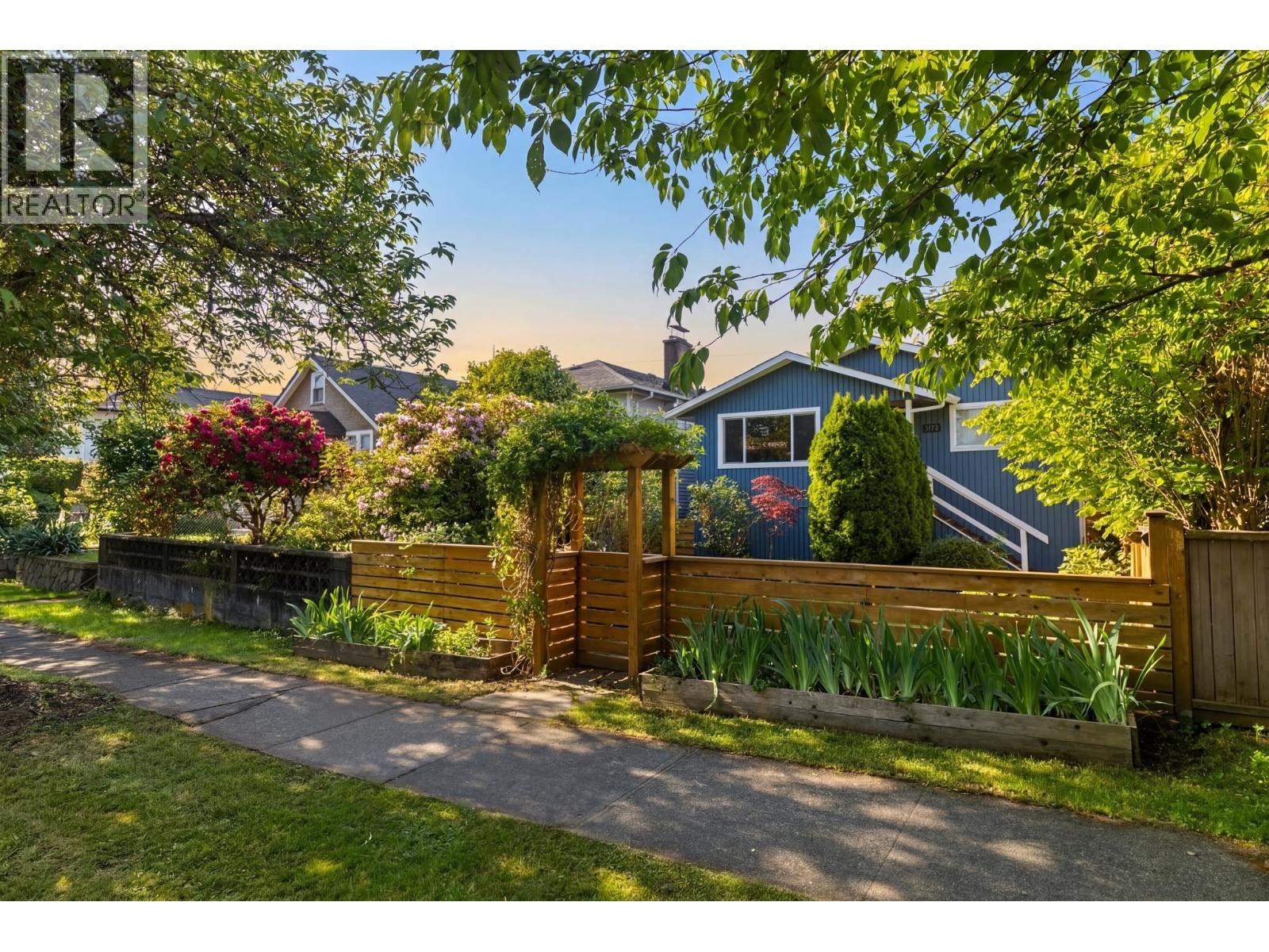 3172 2ND Avenue - main photo