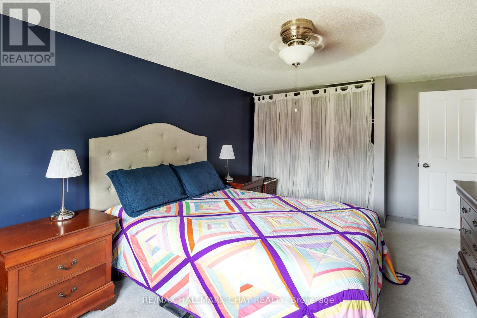 90 LAIDLAW DRIVE - 17