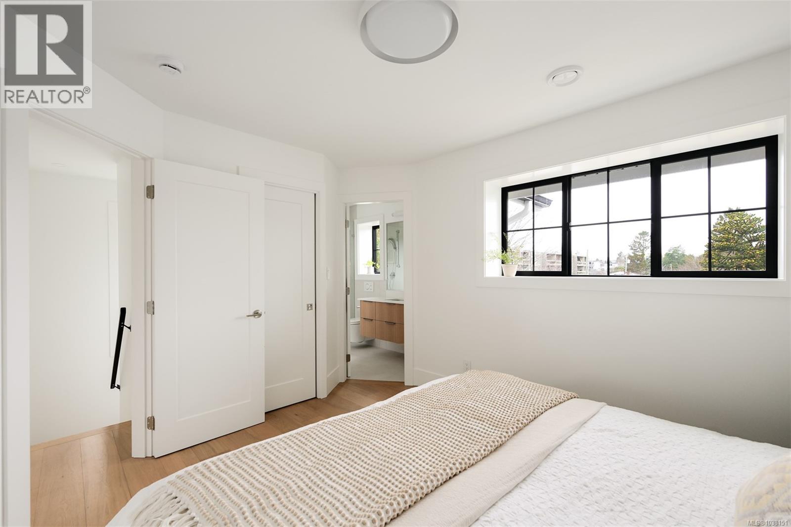 #1 2268 Bowker Ave - 25