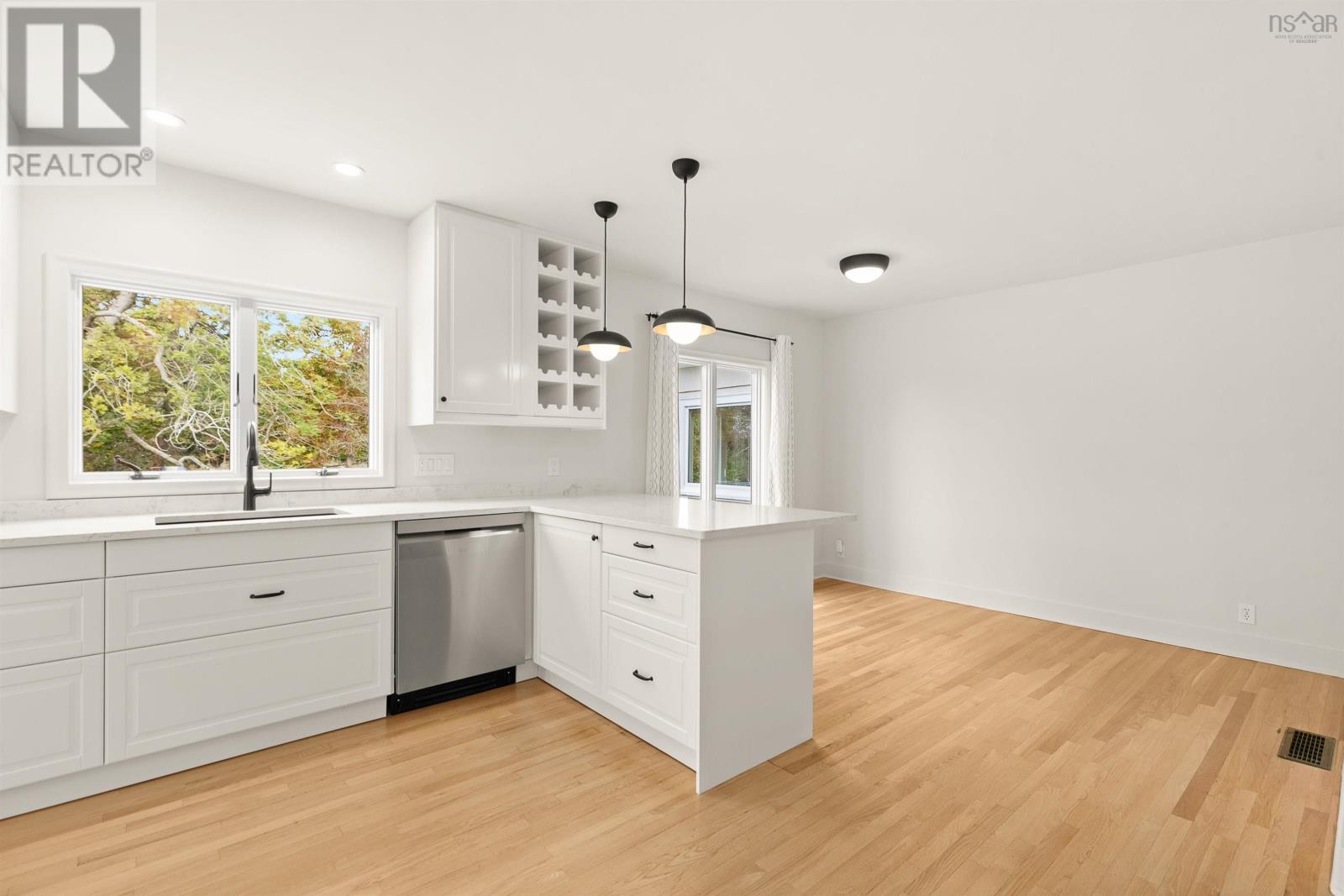 5845 Inglewood Drive - 40