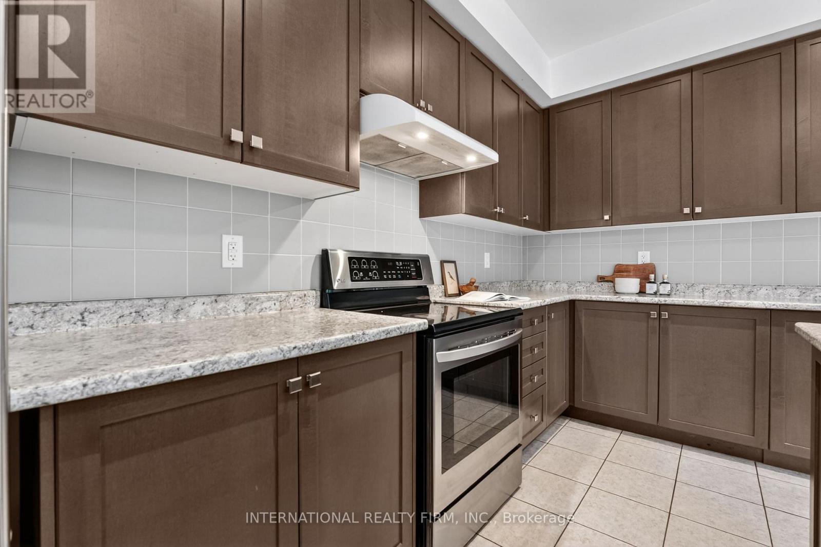 7785 HACKBERRY TRAIL - 21