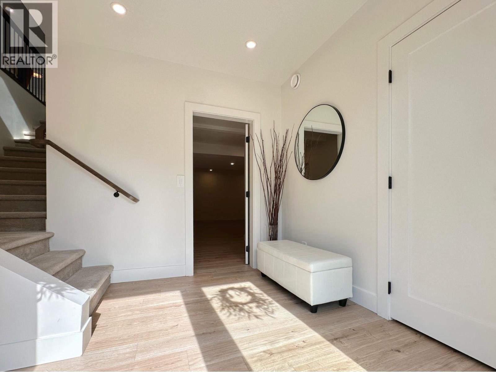 3627 FAIRWINDS Drive, Osoyoos