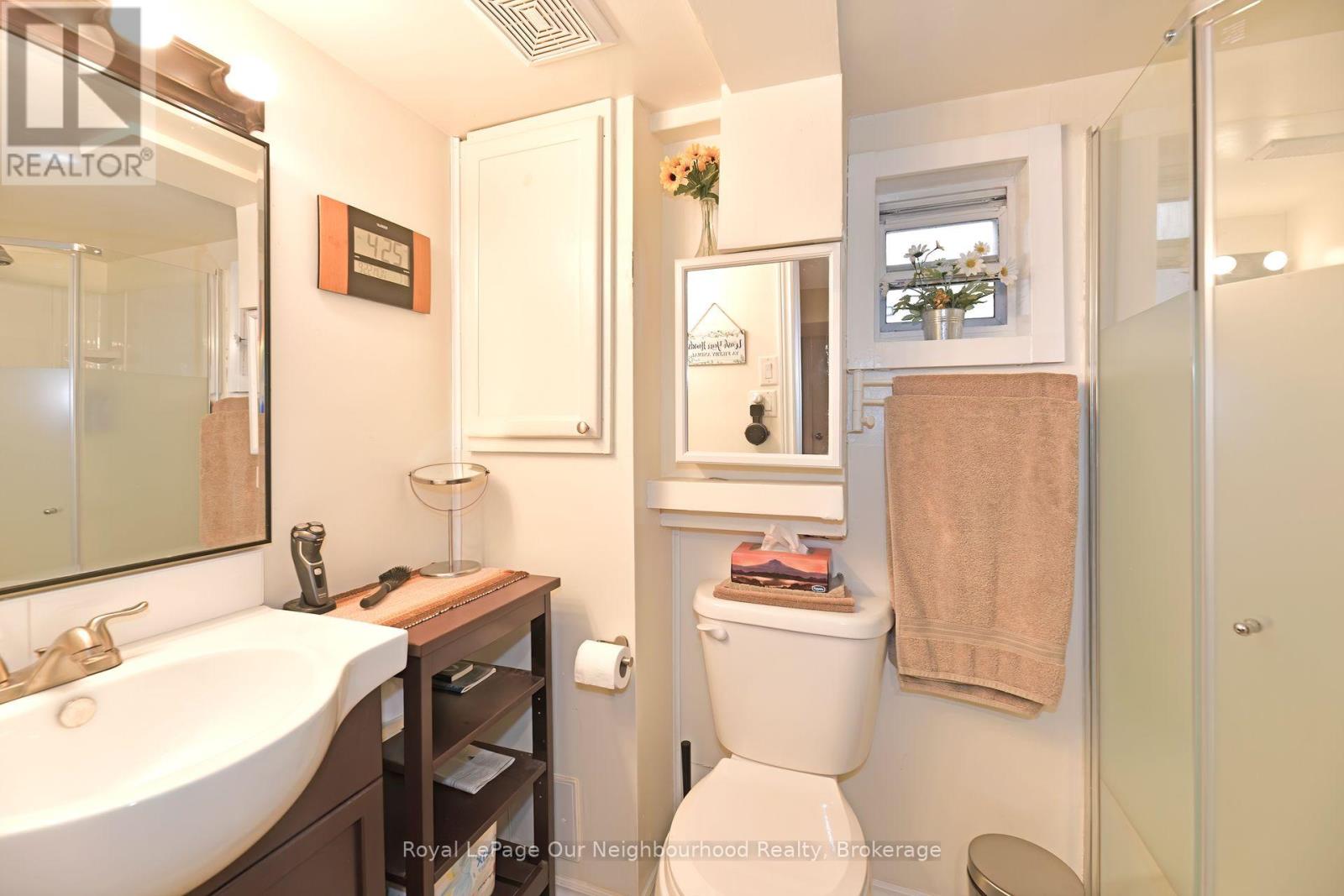 1275 KINGSTON ROAD - 20
