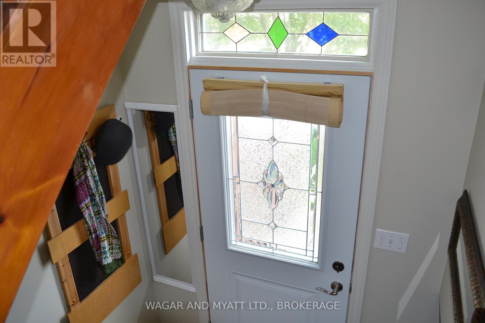 31 MEADOW LANE