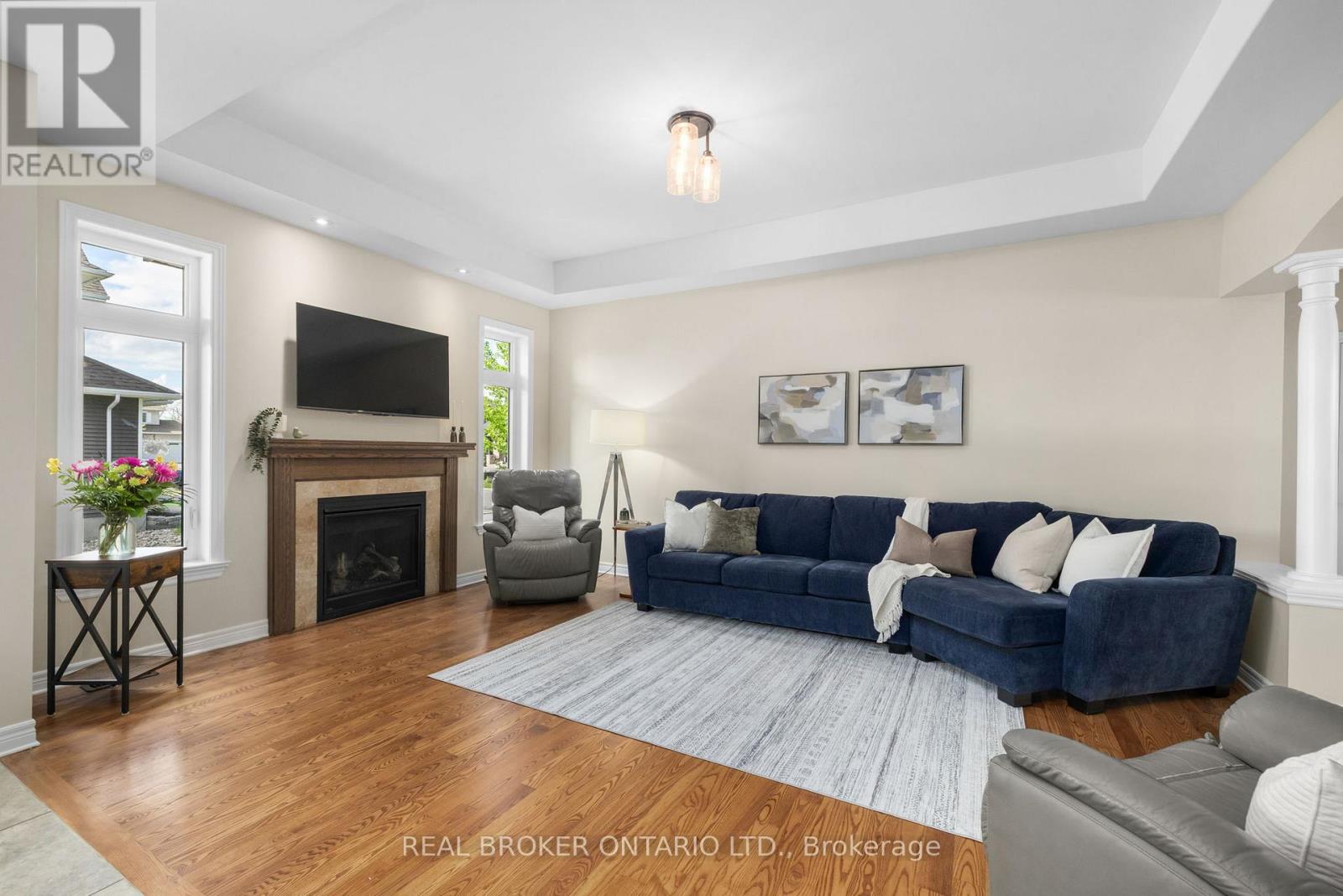 18 BRYCE COURT - 14