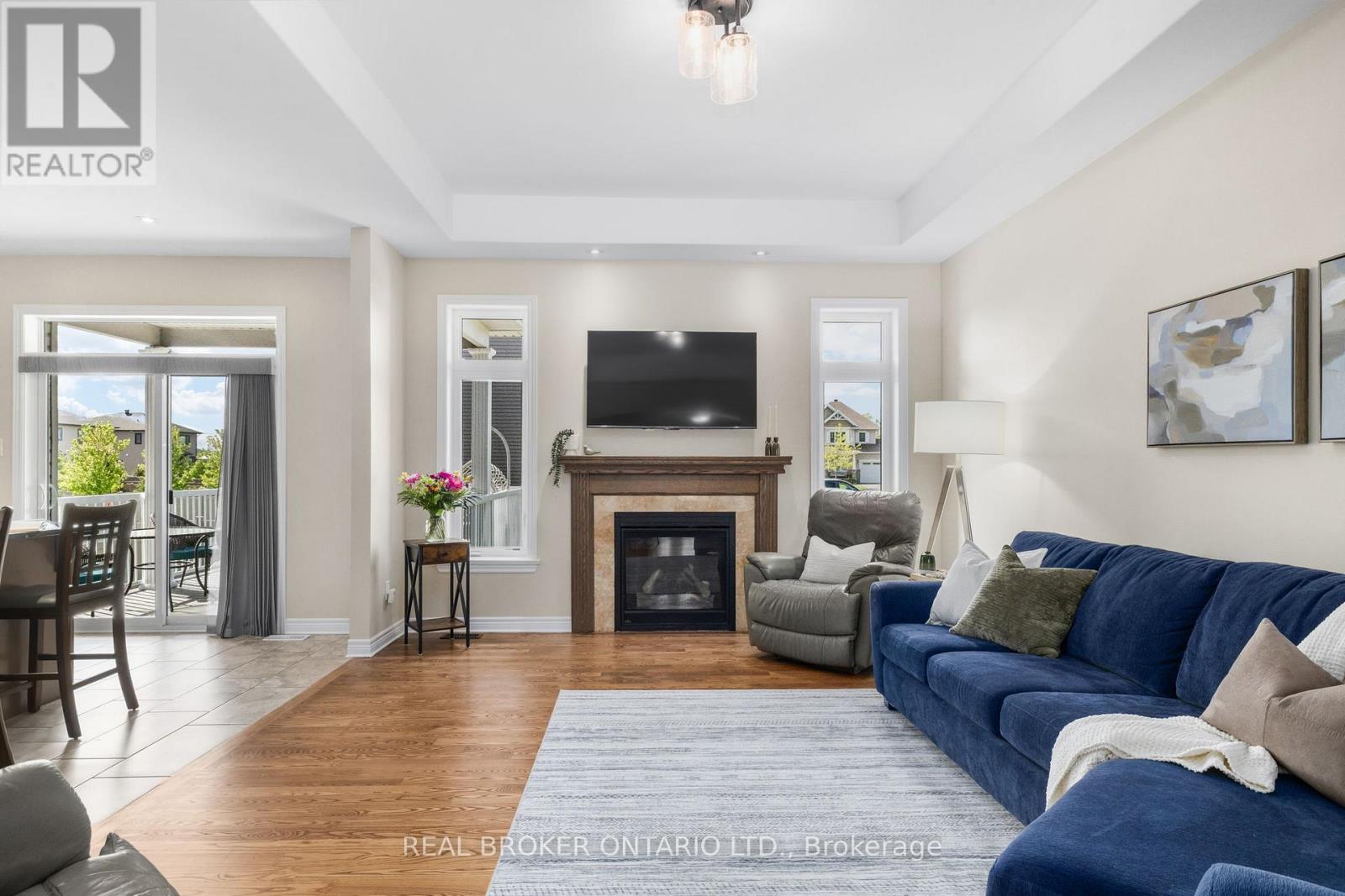 18 BRYCE COURT - 15