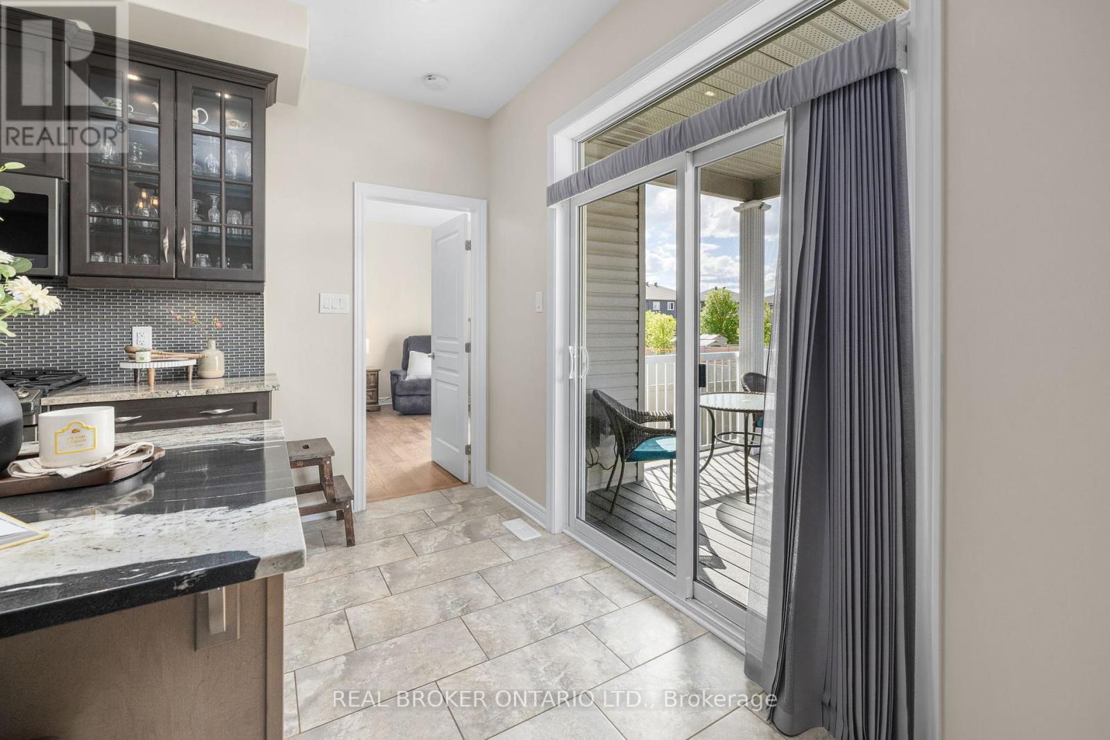 18 BRYCE COURT - 23