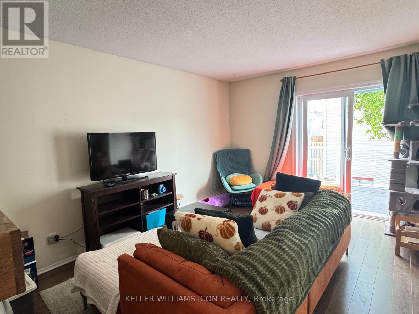 3 Bed, 2 Bath Apartment for Rent in Ottawa – 245 – 3445 UPLANDS DRIVE, Ottawa – MLS# X13211718 - Image 9