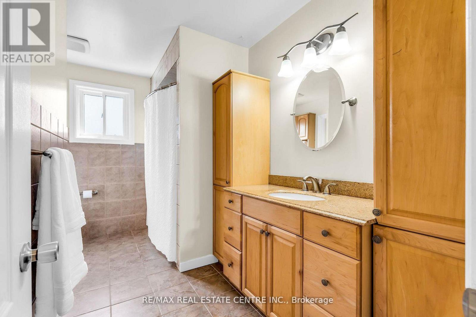 33 FOURTH AVENUE - 21