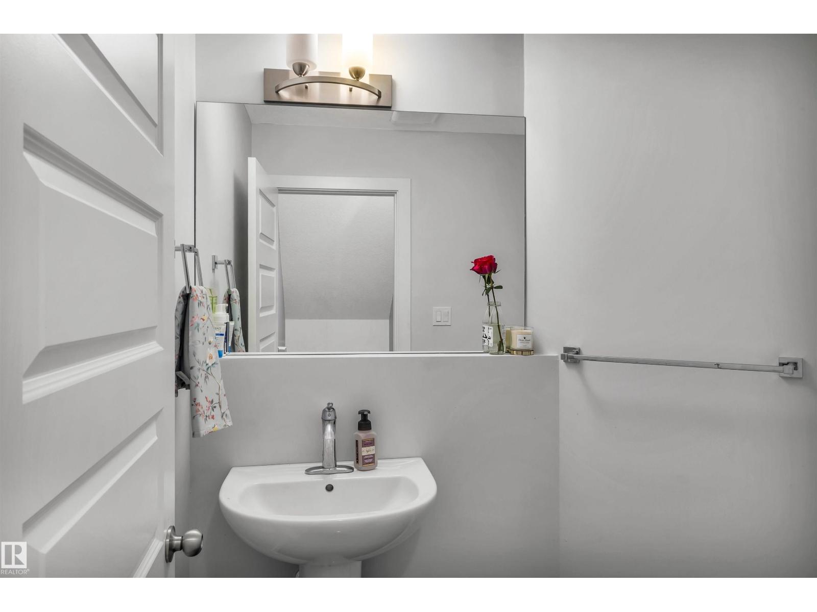 #57 723 172 ST SW - 17