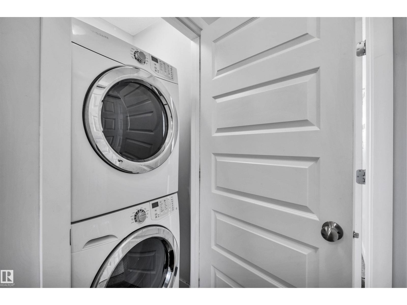#57 723 172 ST SW - 27