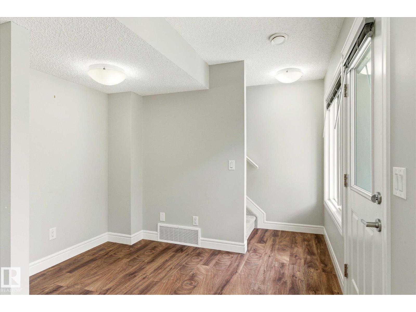 #47 330 BULYEA RD NW - 5