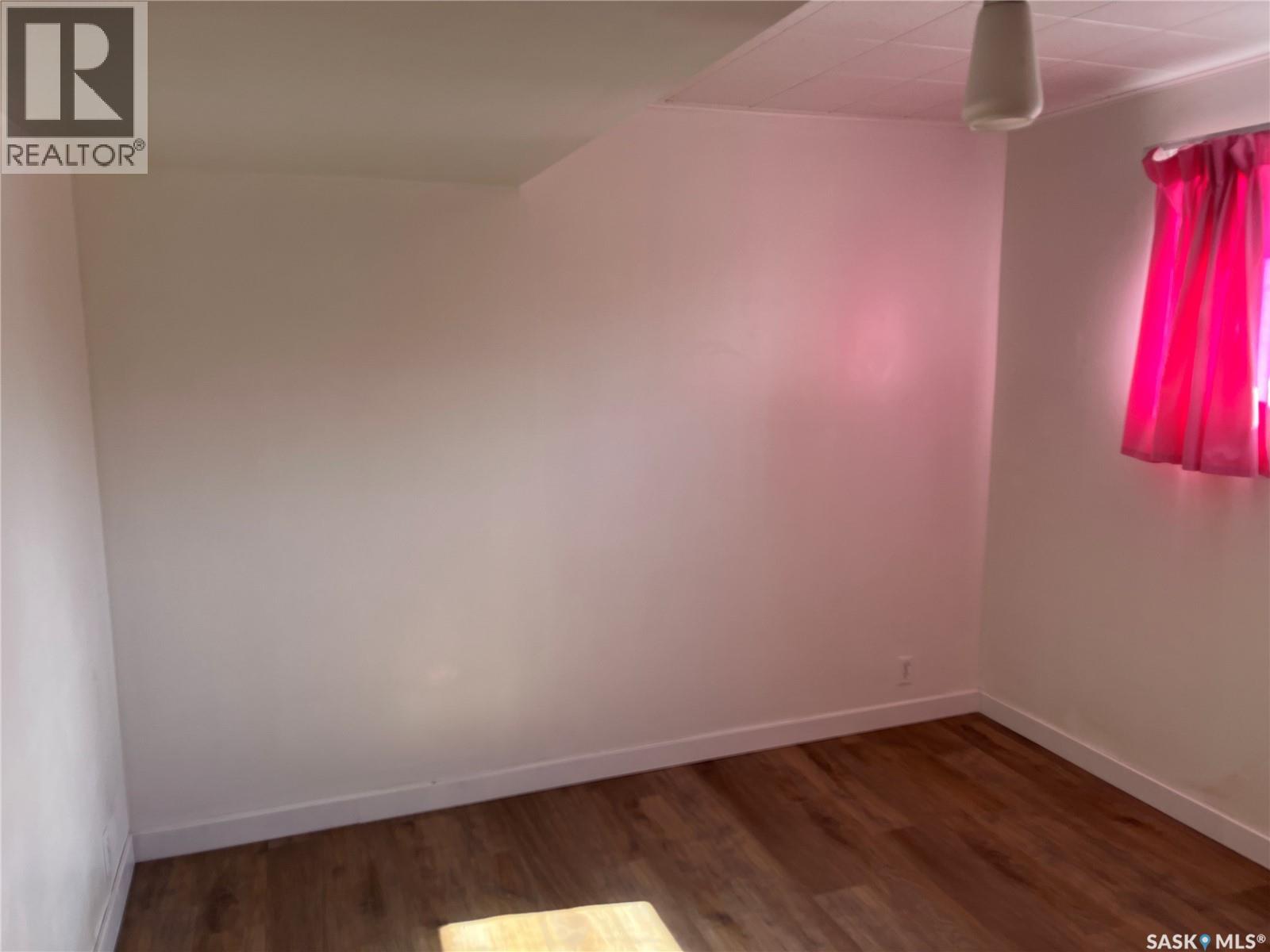 42 6th STREET NE - 24