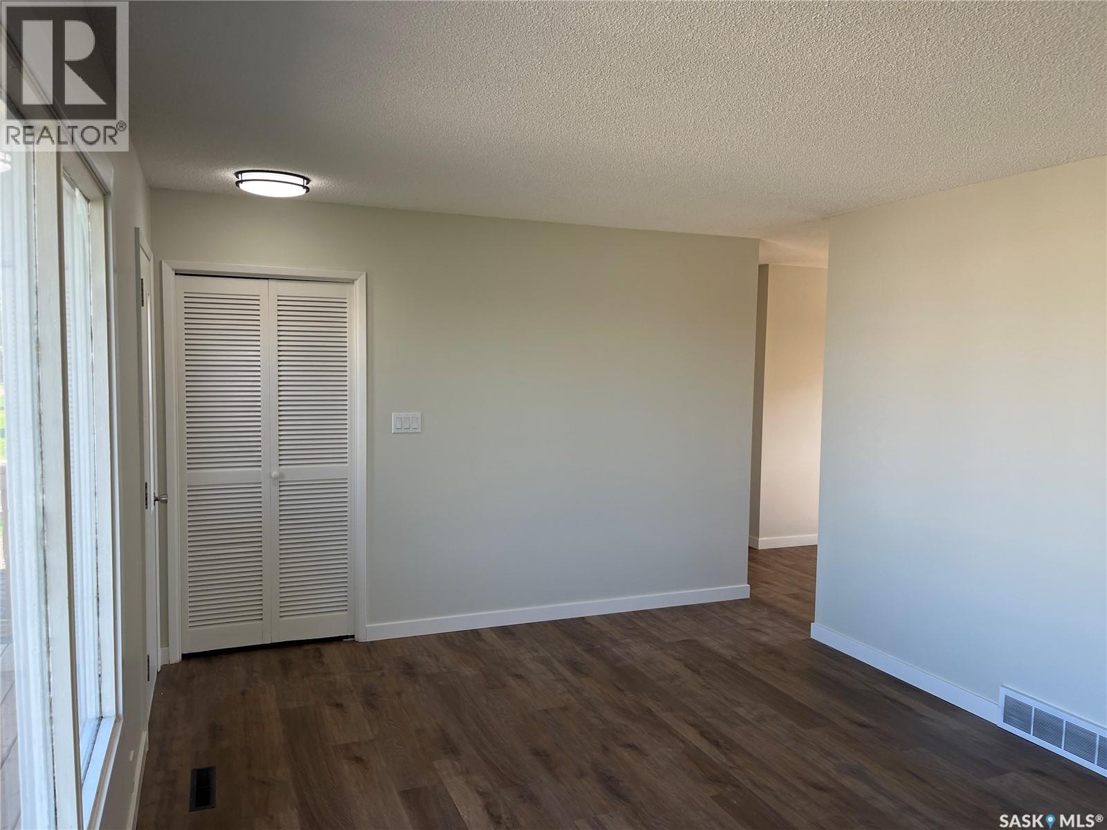 42 6th STREET NE - 5