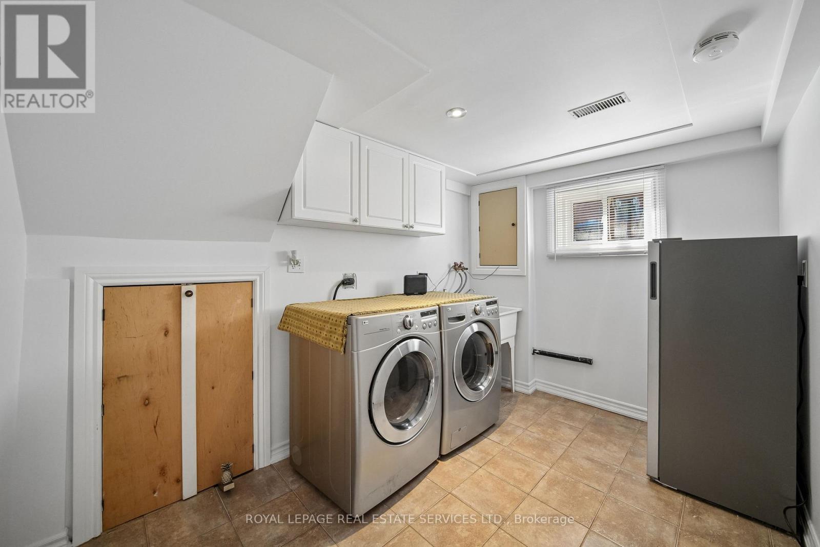 2362 GARETH ROAD - 31