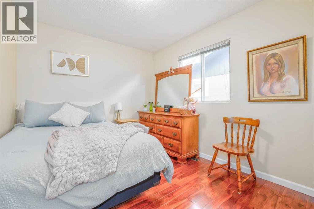 6023 MADDOCK Drive NE - 18