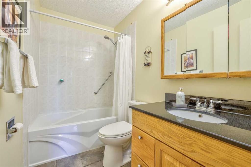 6023 MADDOCK Drive NE - 21