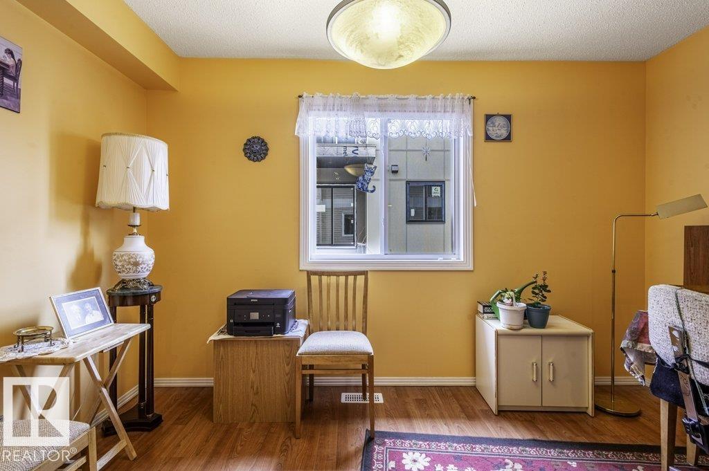 #303 10528 77 AV NW - 22