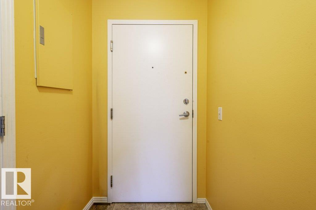 #303 10528 77 AV NW - 10