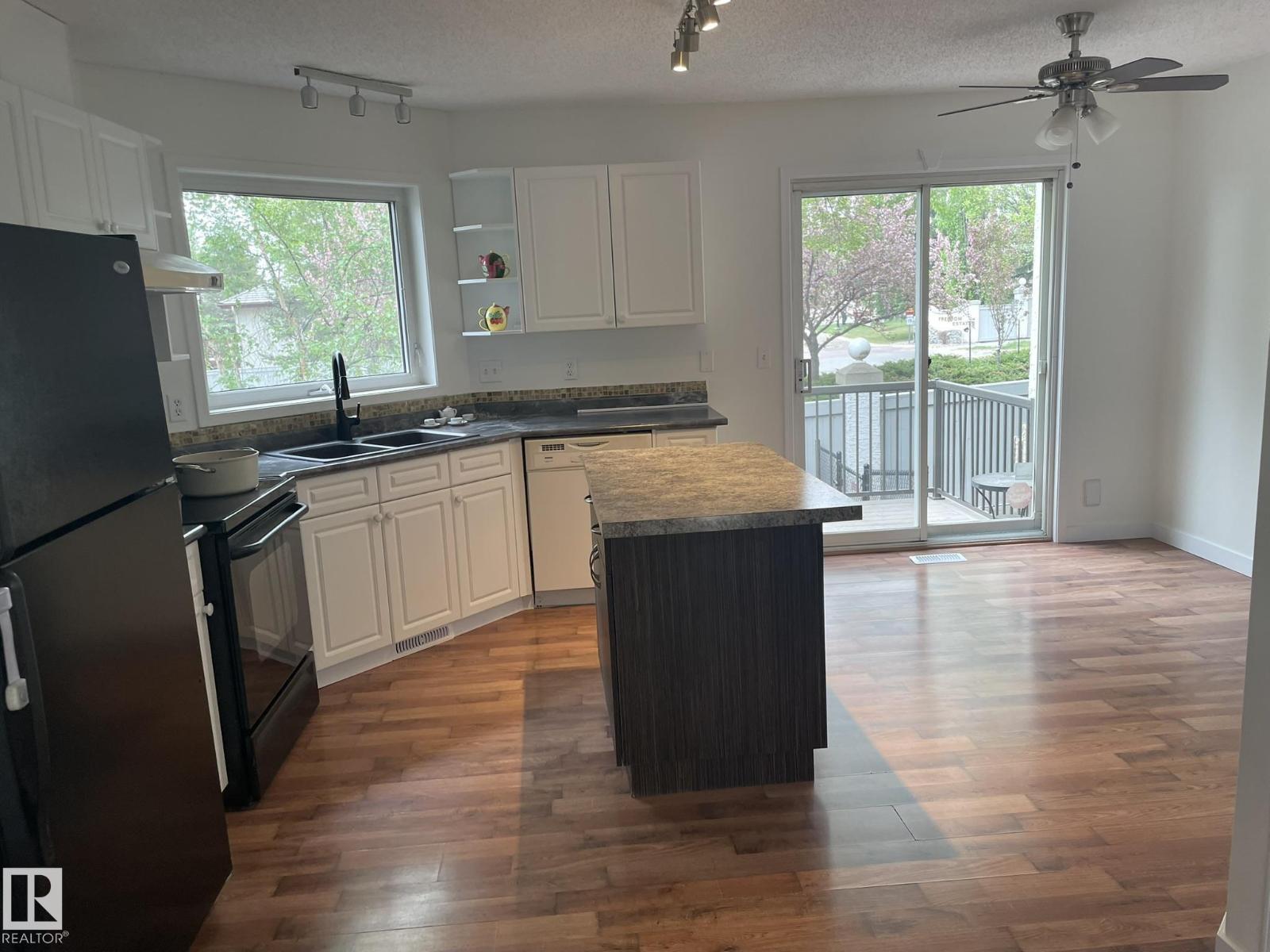 #2 1295 CARTER CREST RD NW - 4