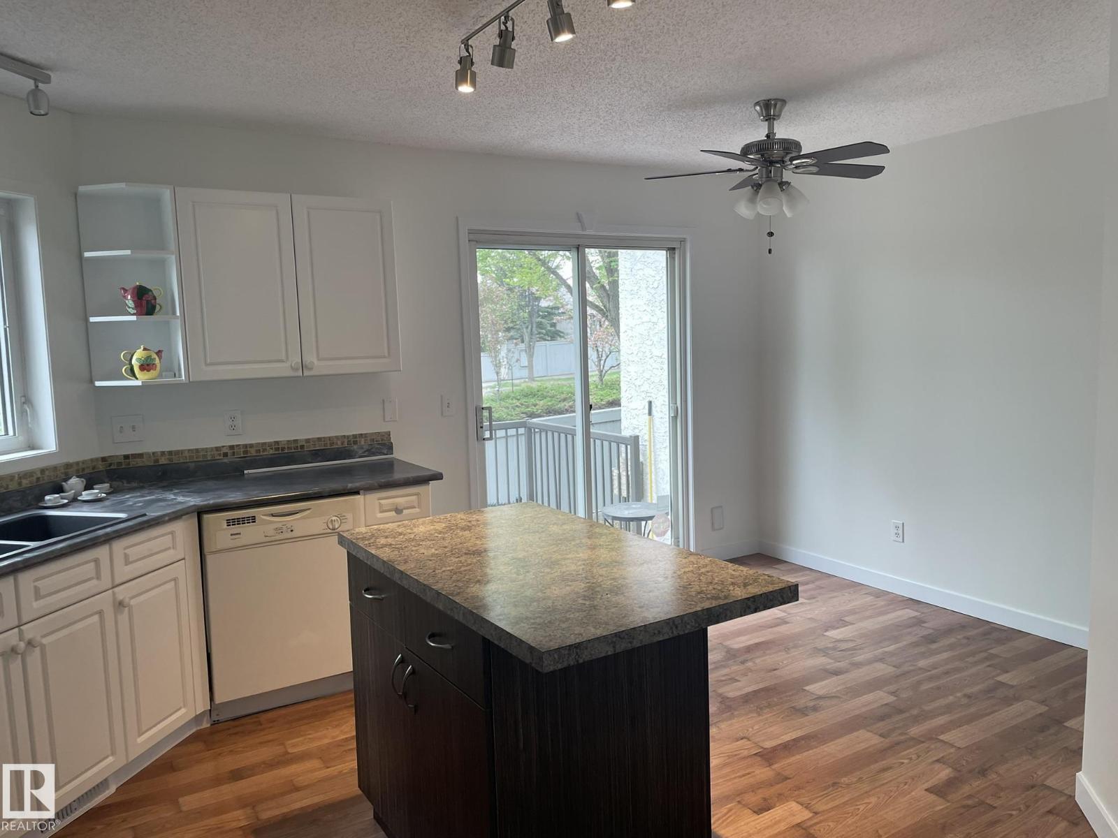 #2 1295 CARTER CREST RD NW - 5